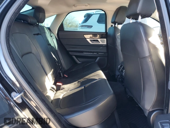 2016 Jaguar XF 35t Premium with VIN SAJBD4BV6GCY13916, listed as a Copart auction lot 86535544 with 93,872 mi miles and Clean Title. Bid and sale history available at carsss.com. Image 10.