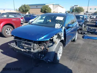 2018 Volkswagen Tiguan SEL with VIN 3VV3B7AX4JM001454, listed as a IAAI auction lot 41337213 with 82,624 mi miles. Bid and sale history available at carsss.com. Image 18.