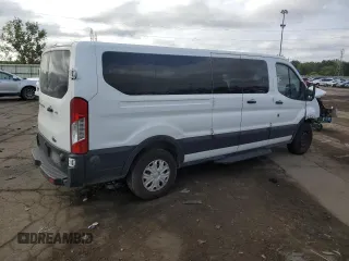 2019 Ford Transit Passenger XL with VIN 1FBZX2ZM5KKA47069, listed as a Copart auction lot 72350254 with 210,856 mi miles and Non Repairable. Bid and sale history available at DreamBid. Image 3.