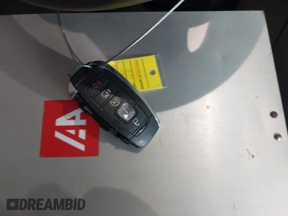 2018 Lincoln MKC Reserve с VIN 5LMCJ3C9XJUL23206, выставлен на аукционе IAAI как лот 42411951 с пробегом 60 904 миль миль и . История ставок и продаж доступна на DreamBid. Изображение 11.