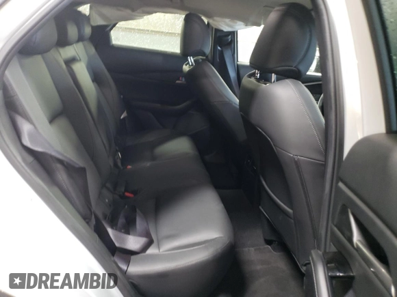 2024 Mazda CX-30 S Select Sport z VIN 3MVDMBBM1RM715881, wystawiony jako Copart lot #43393485 z przebiegiem 2535 mil mil oraz Szkody całkowita. Historia ofert i sprzedaży dostępna na DreamBid. Obrazek 10.