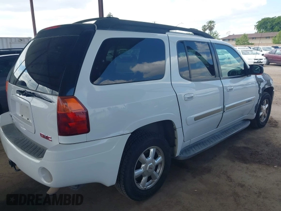 2005 GMC Envoy XL SLE with VIN 1GKET16S056151523, listed as a IAAI auction lot 42137483 with 189,778 mi miles. Bid and sale history available at carsss.com. Image 4.