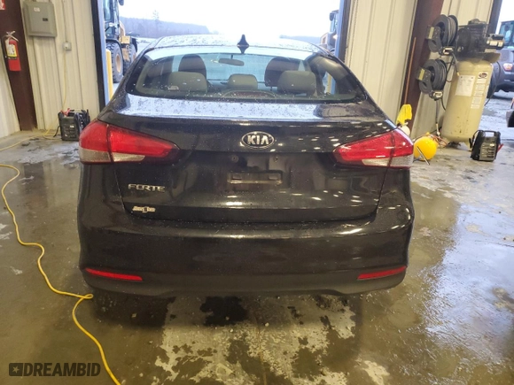 2017 Kia Forte LX with VIN 3KPFK4A7XHE138915, listed as a Copart auction lot 44567925 with 136,517 mi miles and Salvage Title. Bid and sale history available at carsss.com. Image 6.