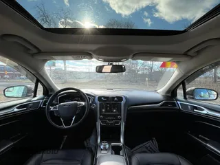2017 Ford Fusion SE with VIN 3FA6P0HD6HR109044, listed as a Copart auction lot 53174845 with 123,319 mi miles and Clean Title. Bid and sale history available at carsss.com. Image 9.
