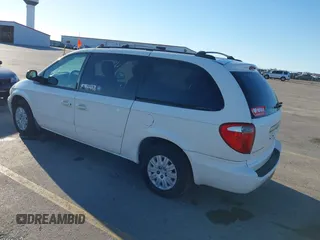 2005 Chrysler Town & Country LX z VIN 2C4GP44R65R509839, wystawiony jako IAAI lot #40433491 z przebiegiem 181 603 mil mil oraz . Historia ofert i sprzedaży dostępna na DreamBid. Obrazek 3.