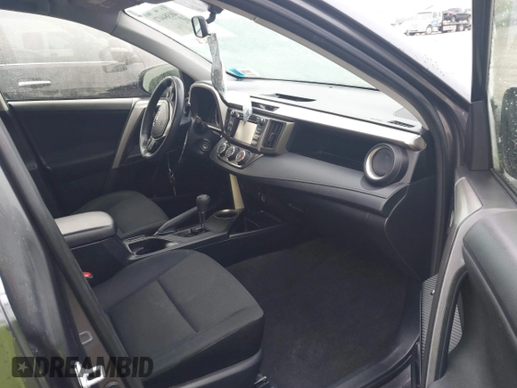 2015 Toyota RAV4 LE with VIN JTMBFREV5FJ047222, listed as a IAAI auction lot 40384471 with 123,621 mi miles and . Bid and sale history available at carsss.com. Image 5.