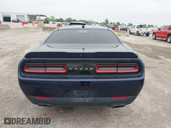 2016 Dodge Challenger SXT Plus z VIN 2C3CDZAG9GH354093, wystawiony jako IAAI lot #42107861 z przebiegiem 131 427 mil mil oraz . Historia ofert i sprzedaży dostępna na DreamBid. Obrazek 17.