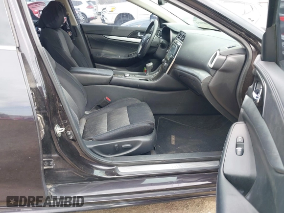 2016 Nissan Maxima SL with VIN 1N4AA6AP3GC393930, listed as a IAAI auction lot 41829151 with 202,255 mi miles and . Bid and sale history available at DreamBid. Image 5.