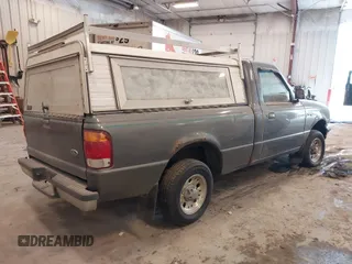1998 Ford Ranger XL z VIN 1FTYR10CXWUC58486, wystawiony jako IAAI lot #42507768 z przebiegiem 214 343 mil mil oraz . Historia ofert i sprzedaży dostępna na DreamBid. Obrazek 4.