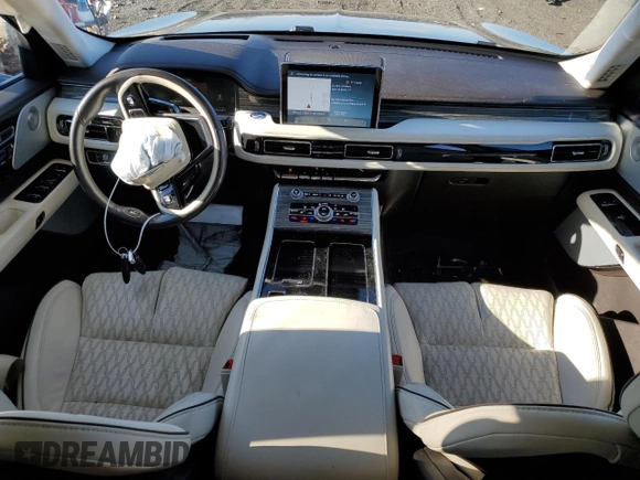 2020 Lincoln Aviator Black Label with VIN 5LM5J9XC7LGL08777, listed as a Copart auction lot 84043844 with 77,962 mi miles and Salvage title. Bid and sale history available at DreamBid. Image 8.