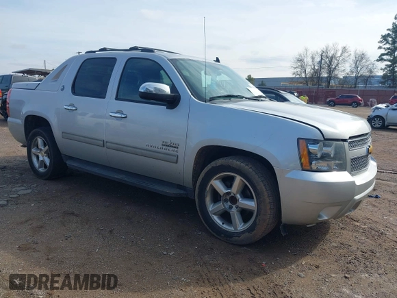 2013 Chevrolet Avalanche LS with VIN 3GNMCEE02DG207190, listed as a IAAI auction lot 41396345 with 223,378 mi miles and . Bid and sale history available at DreamBid. Image 1.