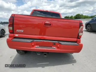 2004 Chevrolet Silverado SS z VIN 2GCEK19N641126491, wystawiony jako Copart lot #56732605 z przebiegiem 201 620 mil mil oraz Szkoda całkowita • Salvage title. Historia ofert i sprzedaży dostępna na DreamBid. Obrazek 6.