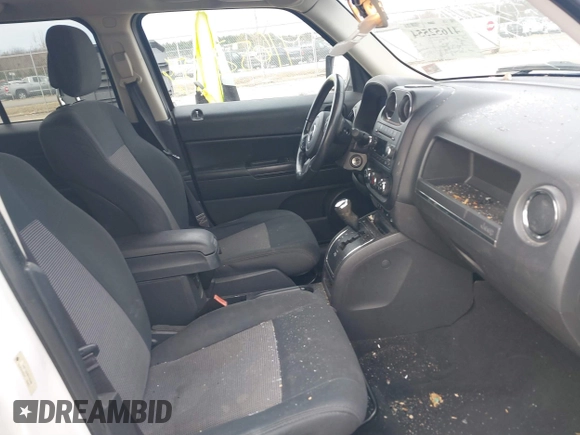 2011 Jeep Patriot Latitude with VIN 1J4NT1GB4BD126488, listed as a IAAI auction lot 41652554 with 179,724 mi miles. Bid and sale history available at carsss.com. Image 5.