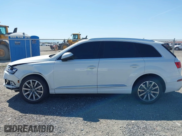 2017 Audi Q7 Premium Plus z VIN WA1LHAF72HD038067, wystawiony jako IAAI lot #41835136 z przebiegiem 88 949 mil mil oraz . Historia ofert i sprzedaży dostępna na DreamBid. Obrazek 14.