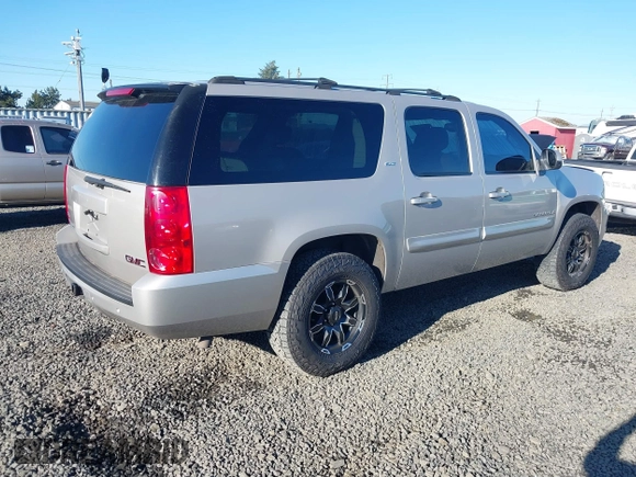 2007 GMC Yukon XL SLT with VIN 1GKFK16347J207298, listed as a IAAI auction lot 41665986 with 223,161 mi miles and . Bid and sale history available at carsss.com. Image 4.