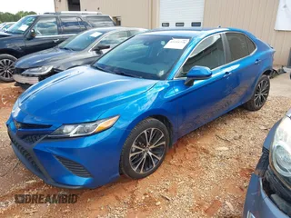 2019 Toyota Camry LE z VIN 4T1B11HK8KU161060, wystawiony jako IAAI lot #42255778 z przebiegiem 104 827 mil mil oraz . Historia ofert i sprzedaży dostępna na DreamBid. Obrazek 2.