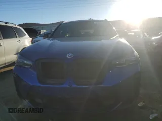 2023 BMW X4 M z VIN 5YM23EC08P9P65351, wystawiony jako Copart lot #77847174 z przebiegiem 16 197 mil mil oraz Szkoda całkowita • Salvage title. Historia ofert i sprzedaży dostępna na DreamBid. Obrazek 5.