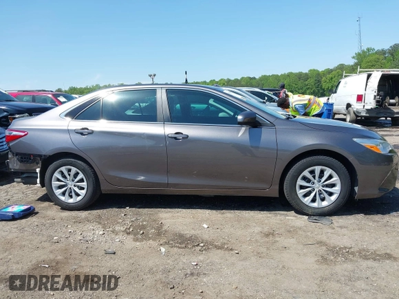 2016 Toyota Camry XLE with VIN 4T4BF1FK4GR557276, listed as a IAAI auction lot 42049650 with 117,529 mi miles and . Bid and sale history available at carsss.com. Image 13.