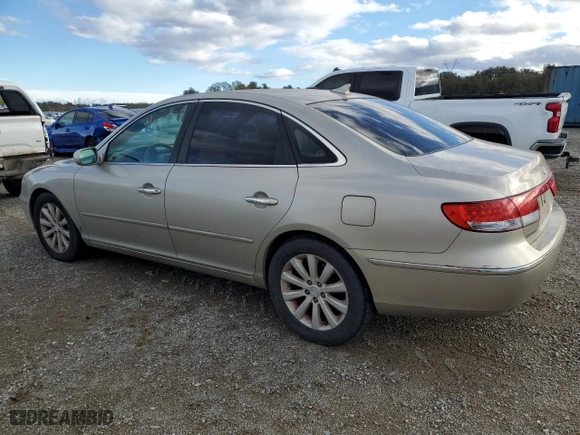 2009 Hyundai Azera GLS with VIN KMHFC46D09A349844, listed as a Copart auction lot 79972964 with 218,481 mi miles and Clean Title. Bid and sale history available at carsss.com. Image 2.