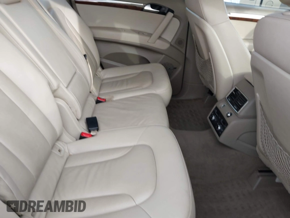 2012 Audi Q7 3.0T Premium Plus with VIN WA1LGAFE7CD010386, listed as a IAAI auction lot 41307785 with 208,704 mi miles. Bid and sale history available at carsss.com. Image 8.