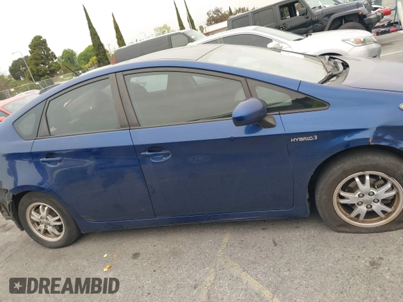 2011 Toyota Prius I with VIN JTDKN3DU8B5287330, listed as a IAAI auction lot 41892691 with 210,703 mi miles. Bid and sale history available at carsss.com. Image 13.