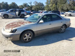 1997 Lexus ES 300 Luxury Sport Sdn with VIN JT8BF22G9V0025028, listed as a Copart auction lot 88229995 with 0 mi miles and Salvage Title. Bid and sale history available at carsss.com. Image 1.