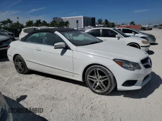 2014 Mercedes-Benz E-Class E 350 with VIN WDDKK5KF3EF247251, listed as a Copart auction lot 50289235 with 68,765 mi miles and Clean Title. Bid and sale history available at carsss.com. Image 4.