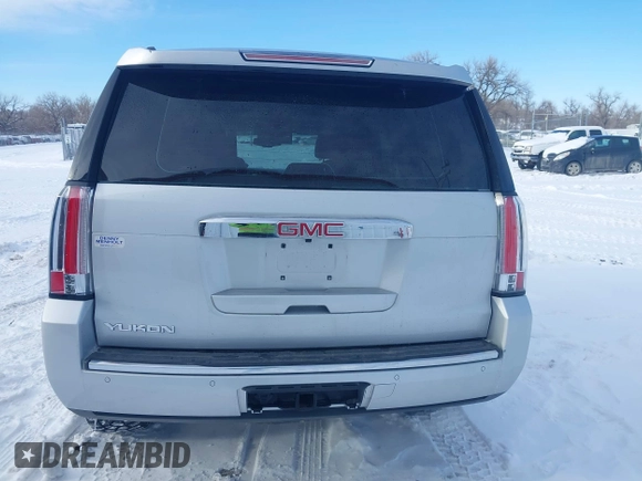 2016 GMC Yukon Denali with VIN 1GKS2CKJ7GR151020, listed as a IAAI auction lot 41539216 with 120,893 mi miles. Bid and sale history available at carsss.com. Image 16.