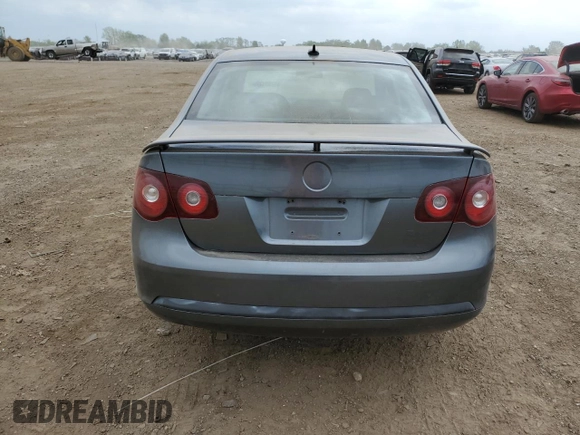 2008 Volkswagen Jetta SE z VIN 3VWRM71K08M099347, wystawiony jako Copart lot #57061795 z przebiegiem 129 225 mil mil oraz Szkoda całkowita • Salvage title. Historia ofert i sprzedaży dostępna na DreamBid. Obrazek 6.