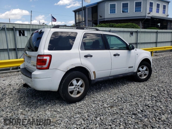 2008 Ford Escape XLT with VIN 1FMCU93138KC15216, listed as a Copart auction lot 61756845 with 192,999 mi miles and Clean title. Bid and sale history available at DreamBid. Image 3.