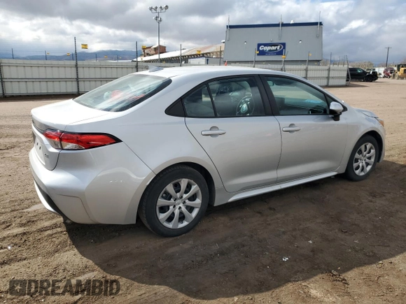 2022 Toyota Corolla LE with VIN 5YFEPMAE4NP316730, listed as a Copart auction lot 52036075 with Not Provided miles and Non Repairable. Bid and sale history available at carsss.com. Image 3.