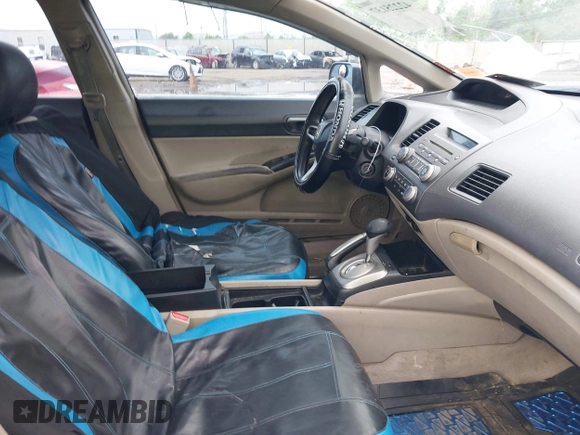 2010 Honda Civic LX with VIN 19XFA1F58AE086425, listed as a IAAI auction lot 42225137 with 186,755 mi miles and . Bid and sale history available at DreamBid. Image 5.