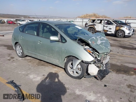 2006 Toyota Prius with VIN JTDKB20U167513159, listed as a IAAI auction lot 41704842 with 170,618 mi miles. Bid and sale history available at carsss.com. Image 1.