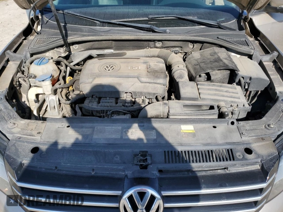 2015 Volkswagen Passat Limited Edition Edition with VIN 1VWAT7A32FC096487, listed as a Copart auction lot 62370505 with 186,517 mi miles and Clean title. Bid and sale history available at DreamBid. Image 11.