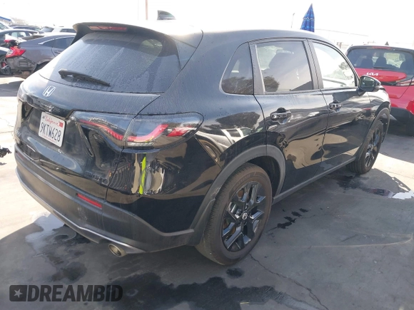 2024 Honda HR-V Sport with VIN 3CZRZ1H59RM723482, listed as a IAAI auction lot 41681341 with 17,257 mi miles. Bid and sale history available at carsss.com. Image 4.