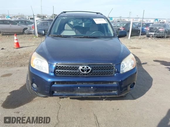 2006 Toyota RAV4 with VIN JTMZD33V066019206, listed as a IAAI auction lot 41770496 with 158,048 mi miles. Bid and sale history available at carsss.com. Image 6.