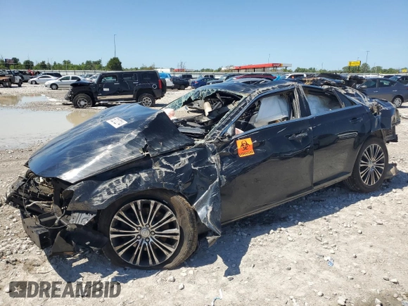 2013 Chrysler 300 S z VIN 2C3CCAGG5DH529351, wystawiony jako Copart lot #65212214 z przebiegiem Nie podano mil oraz Nie do naprawy • Non repairable. Historia ofert i sprzedaży dostępna na DreamBid. Obrazek 1.