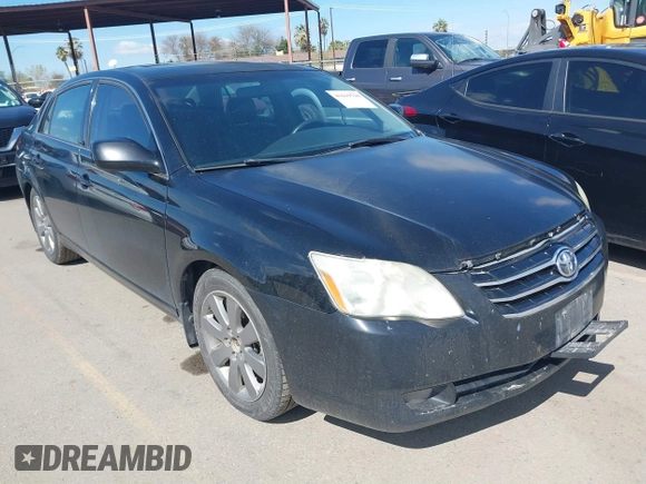 2006 Toyota Avalon XL with VIN 4T1BK36B26U135605, listed as a IAAI auction lot 41619710 with 331,815 mi miles. Bid and sale history available at carsss.com. Image 1.