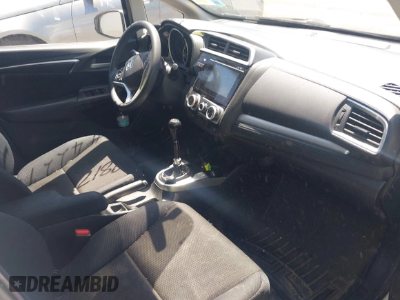 2015 Honda Fit EX z VIN 3HGGK5G84FM733886, wystawiony jako IAAI lot #42298129 z przebiegiem 84 383 mil mil oraz . Historia ofert i sprzedaży dostępna na DreamBid. Obrazek 5.