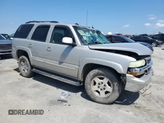 2004 Chevrolet Tahoe LS z VIN 1GNEC13Z14R277634, wystawiony jako Copart lot #56374955 z przebiegiem 247 285 mil mil oraz Szkoda całkowita • Salvage title. Historia ofert i sprzedaży dostępna na DreamBid. Obrazek 4.