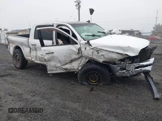 2016 Ram 2500 Laramie with VIN 3C6UR5NL2GG287071, listed as a IAAI auction lot 40989387 with 104,781 mi miles and . Bid and sale history available at DreamBid. Image 1.