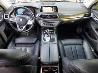 2020 BMW 7 Series 740i with VIN WBA7T2C01LGL17386, listed as a Copart auction lot 49496215 with 44,801 mi miles and Salvage title. Bid and sale history available at DreamBid. Image 8.