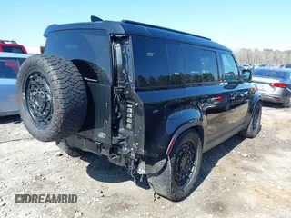2020 Land Rover Defender SE with VIN SALEP7EU7L2033956, listed as a IAAI auction lot 41654588 with 85,029 mi miles and . Bid and sale history available at DreamBid. Image 4.