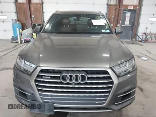 2018 Audi Q7 Premium Plus with VIN WA1LAAF77JD005933, listed as a IAAI auction lot 41737151 with 90,830 mi miles and . Bid and sale history available at DreamBid. Image 12.