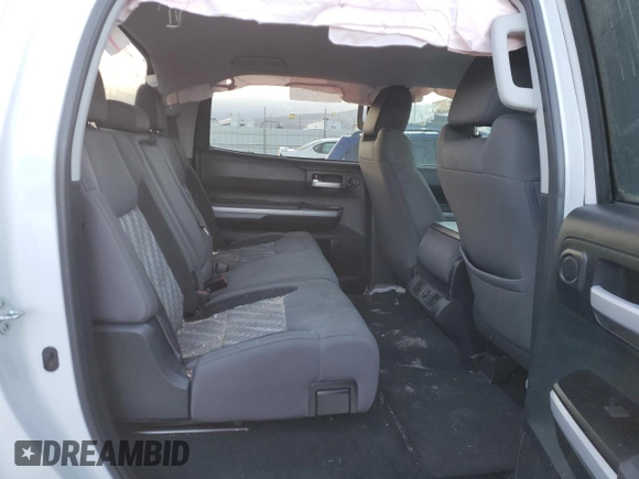 2018 Toyota Tundra 2WD SR5 with VIN 5TFEM5F13JX122822, listed as a Copart auction lot 82051473 with 67,154 mi miles and Salvage Title. Bid and sale history available at carsss.com. Image 10.