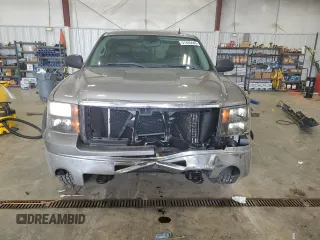 2009 GMC Sierra 1500 with VIN 2GTEK233X91109679, listed as a Copart auction lot 51445445 with 229,012 mi miles and Clean Title. Bid and sale history available at DreamBid. Image 5.