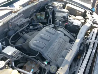 2004 Ford Escape XLT с VIN 1FMYU93144DA03445, выставлен на аукционе IAAI как лот 41983929 с пробегом 163 360 миль миль и . История ставок и продаж доступна на DreamBid. Изображение 13.