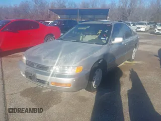 1997 Honda Accord Value with VIN 1HGCD568XVA170624, listed as a IAAI auction lot 41282210 with 191,337 mi miles and . Bid and sale history available at carsss.com. Image 2.
