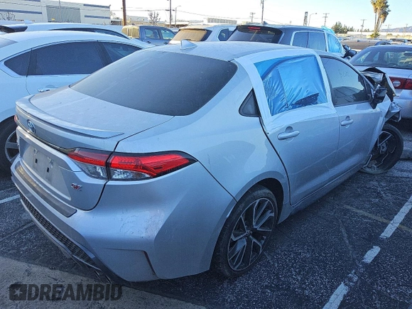 2020 Toyota Corolla SE with VIN 5YFS4RCE2LP029454, listed as a Copart auction lot 44923875 with 0 mi miles and Salvage Title. Bid and sale history available at carsss.com. Image 3.