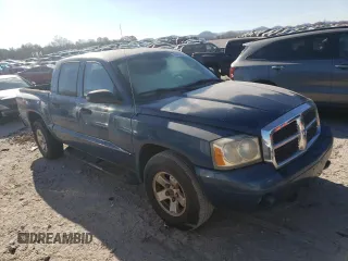 2006 Dodge Dakota SLT with VIN 1D7HE48K56S545633, listed as a Copart auction lot 84013404 with 262,834 mi miles and Clean Title. Bid and sale history available at DreamBid. Image 4.